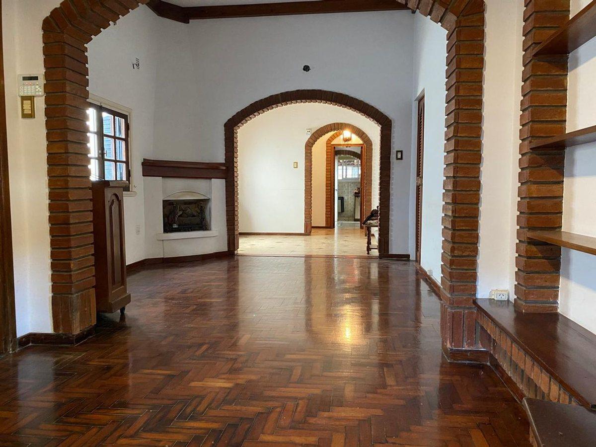 Foto de CASA EN VENTA 3 DORMITORIOS ALBERDI, imagen 5