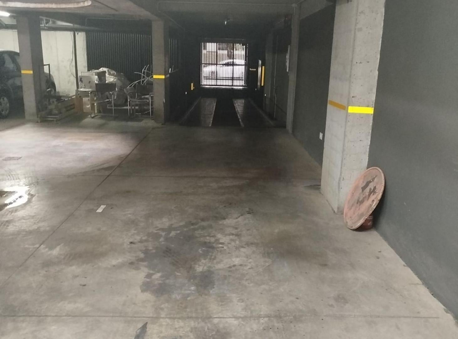 Foto de VENTA COCHERA A ESTRENAR ZONA CENTRO, imagen 3