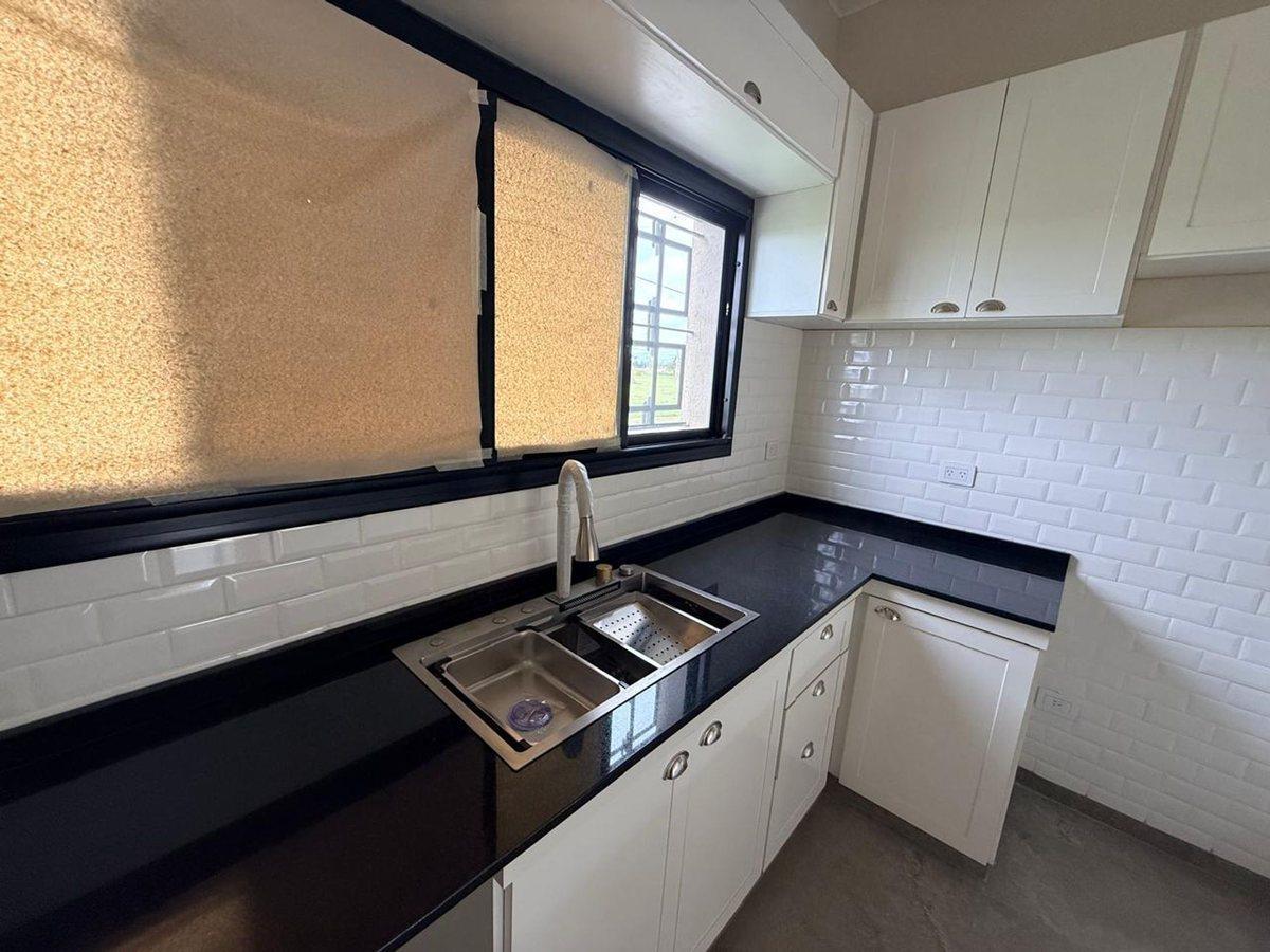 Foto de CASA EN VENTA 3 DORMITORIOS Bo. EL MOLINO ROLDAN, imagen 4