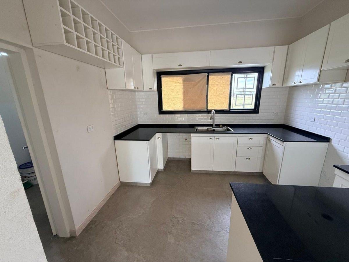 Foto de CASA EN VENTA 3 DORMITORIOS Bo. EL MOLINO ROLDAN, imagen 1