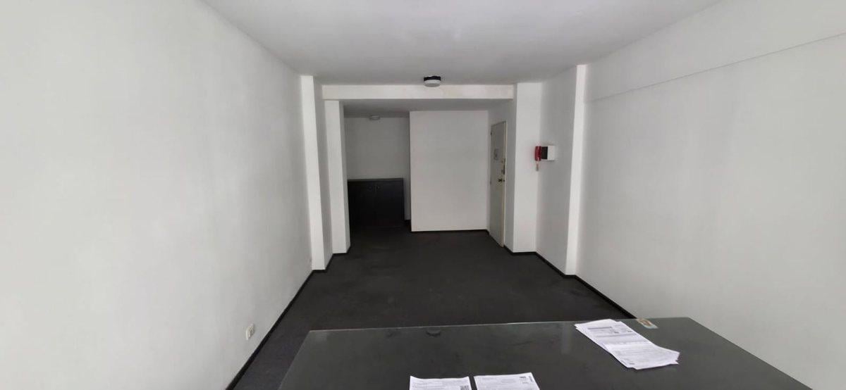 Foto de OFICINA EN VENTA- CENTRO ROSARIO, imagen 3