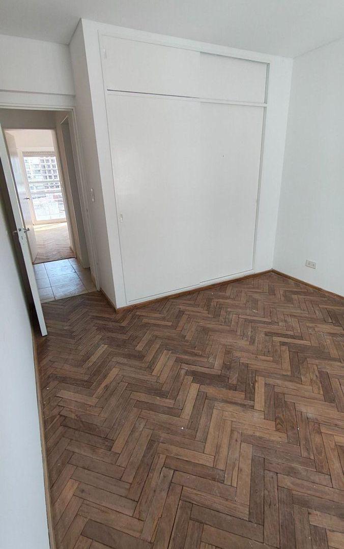 Foto de EN VENTA DEPARTAMENTO TRES DORMITORIOS ZONA CENTRO, imagen 5