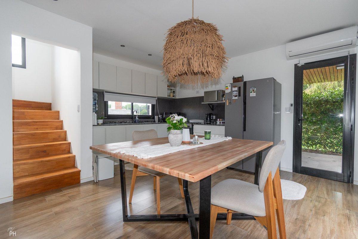 Foto de CASA DÚPLEX 2 DORMITORIOS EN VENTA DE POZO – FUNES, imagen 1