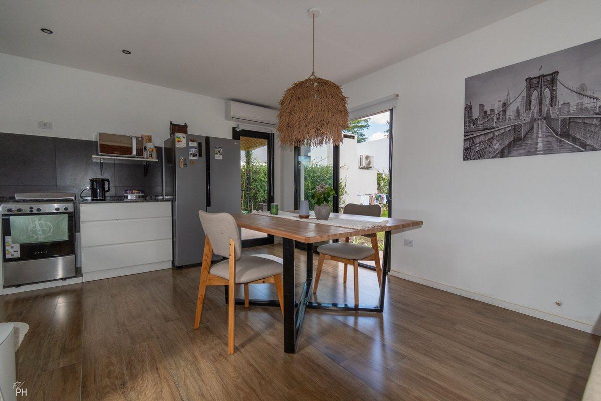 Foto de CASA DÚPLEX 2 DORMITORIOS EN VENTA DE POZO – FUNES, imagen 5