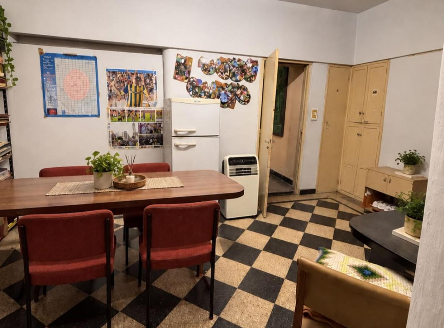 Foto de CASA EN VENTA CON AMPLIO TERRENO Y PILETA, imagen 2