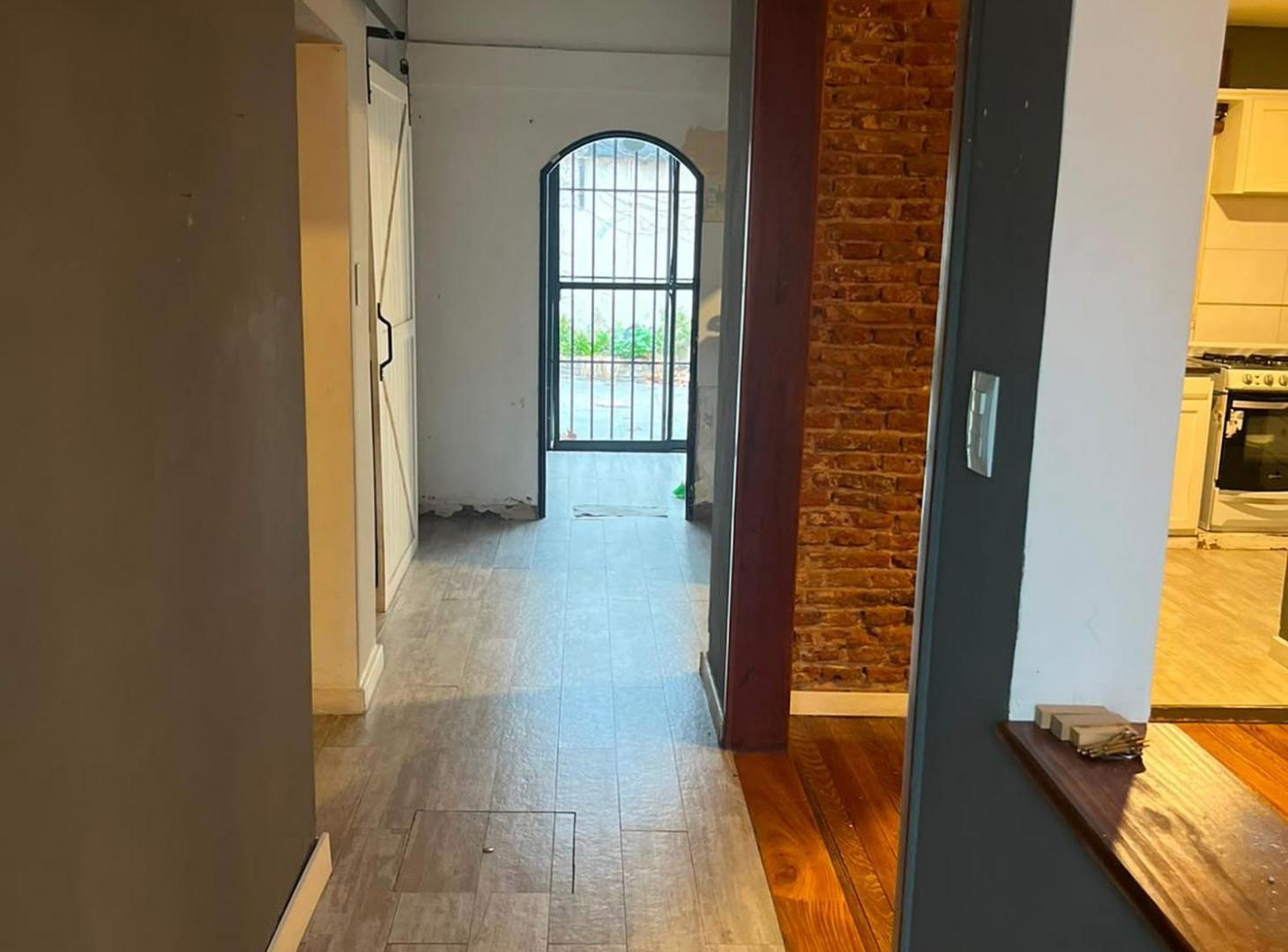 Foto de VENTA CASA 2 DORMITORIOS CON PATIO EN AZCUENAGA, imagen 4