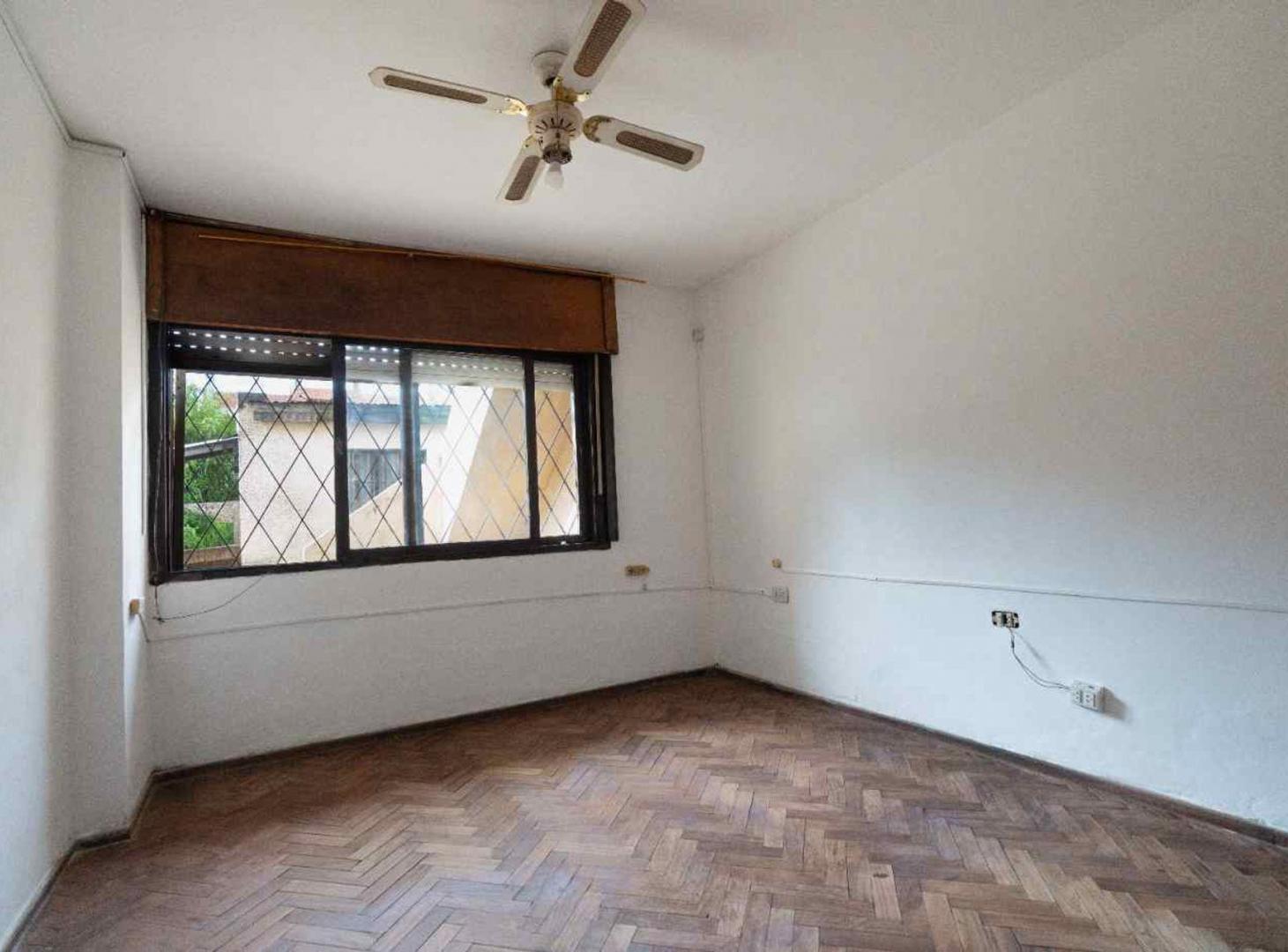 Foto de EN VENTA CASA MÁS LOCAL AL FRENTE EN FISHERTON, imagen 4