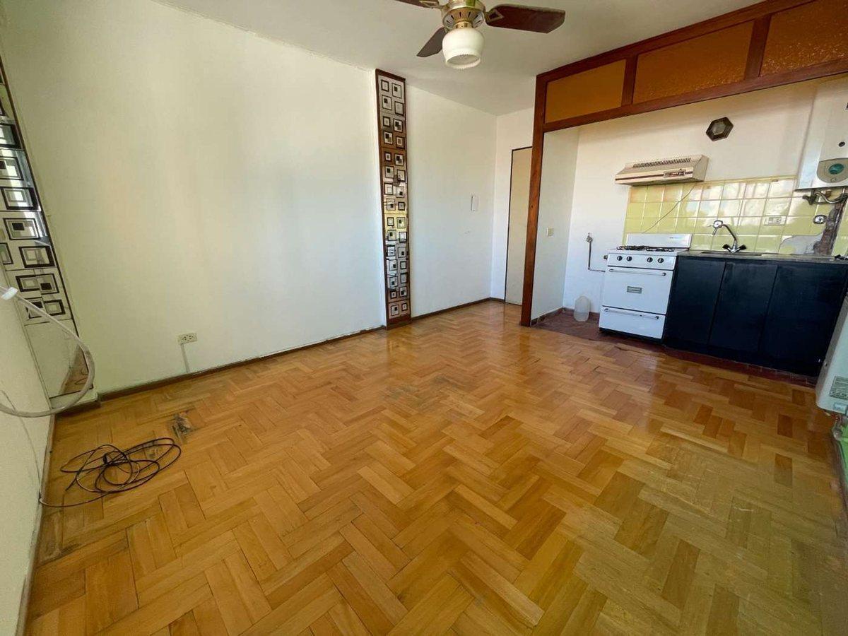 Foto de DEPARTAMENTO EN VENTA 1 DORMITORIO REP. SEXTA, imagen 3