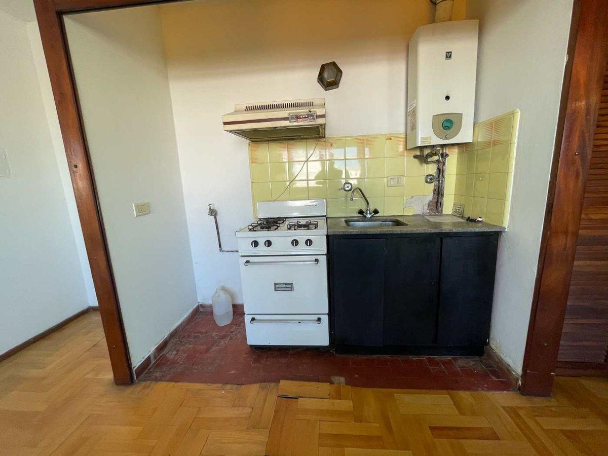 Foto de DEPARTAMENTO EN VENTA 1 DORMITORIO REP. SEXTA, imagen 4