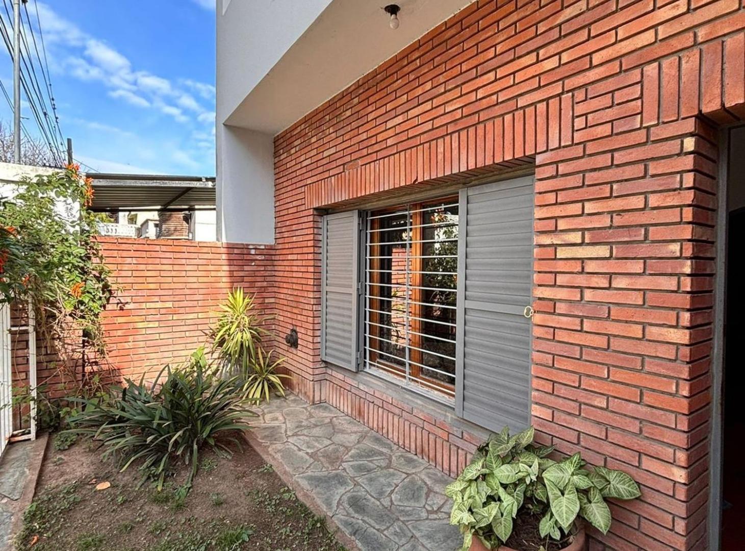 Foto de VENTA CASA 3 DORMITORIOS BAIGORRIA, imagen 3