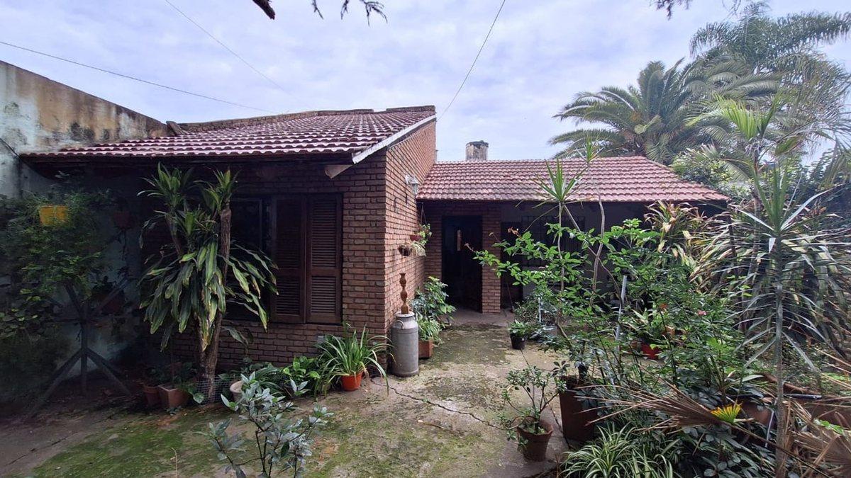 Foto de CASA EN VENTA 2 DORMITORIOS BARRIO LUDUEÑA, imagen 1