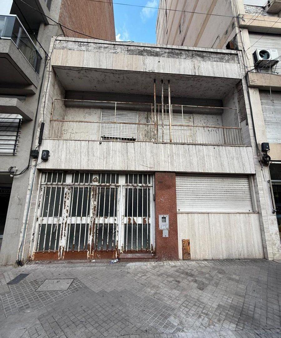 Foto de VENTA CASA A RECICLAR CENTRO TRES DORMITORIOS, imagen 5