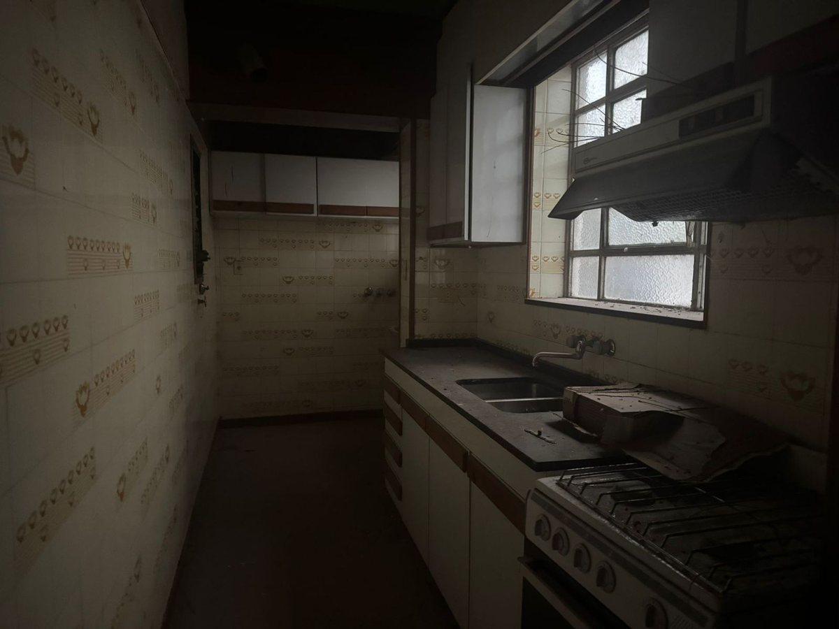 Foto de VENTA CASA A RECICLAR CENTRO TRES DORMITORIOS, imagen 4