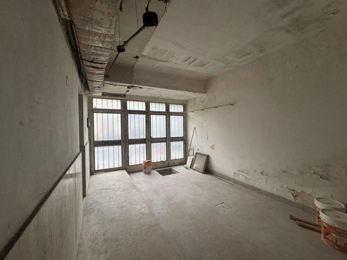 Foto de VENTA CASA A RECICLAR CENTRO TRES DORMITORIOS, imagen 2