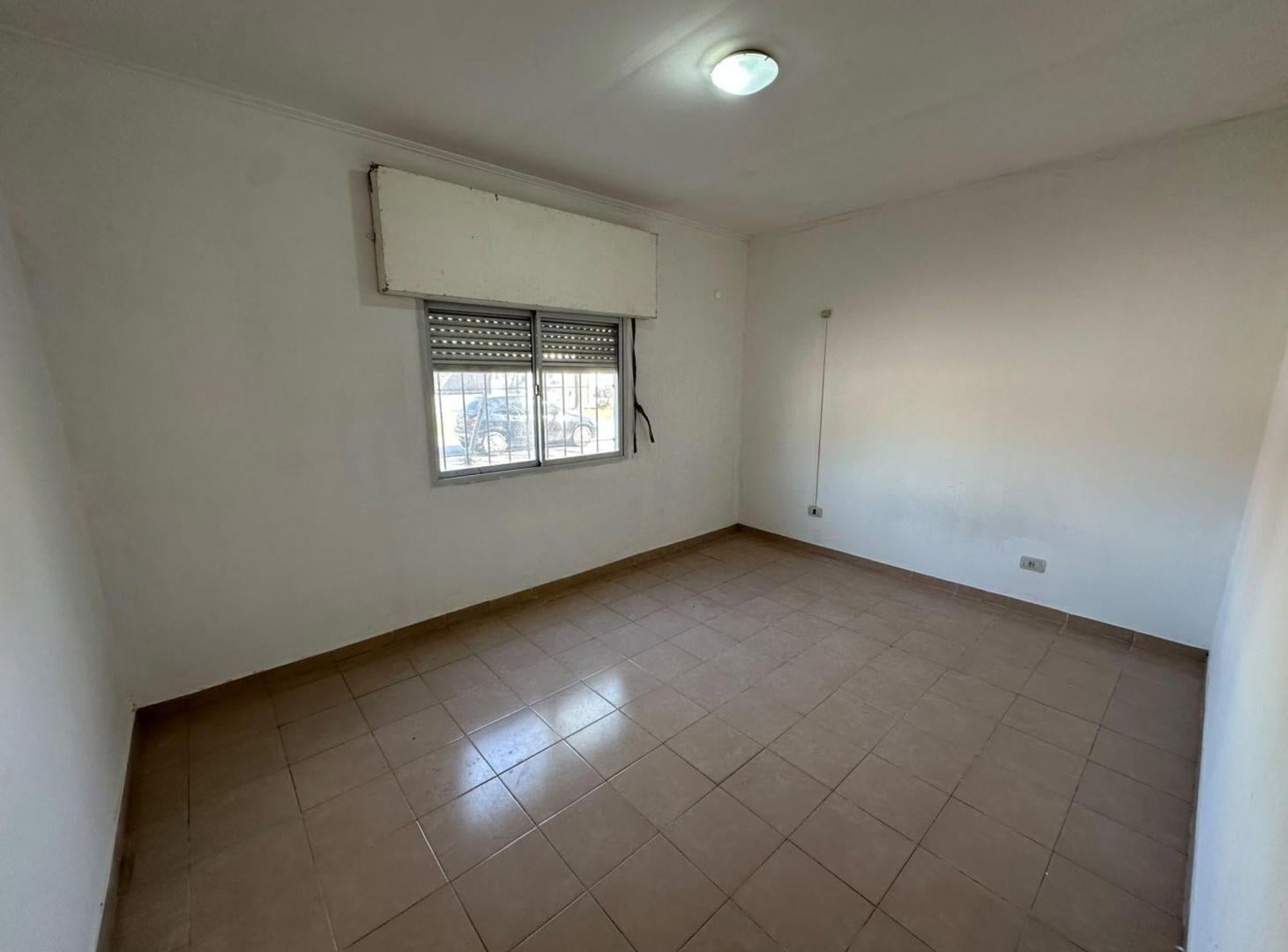 Foto de VENTA CASA DE 2 DORM COCHERA Y PATIO EN ROLDÁN, imagen 5