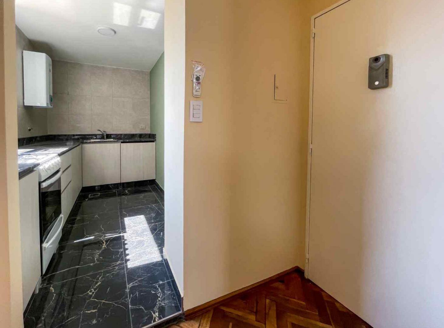 Foto de DEPARTAMENTO EN VENTA DOS DORMITORIO COCHERA, imagen 1