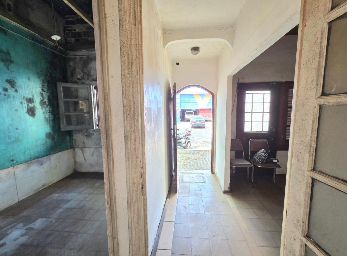 Foto de VENTA CASA A RECICLAR LUIS AGOTE, imagen 5