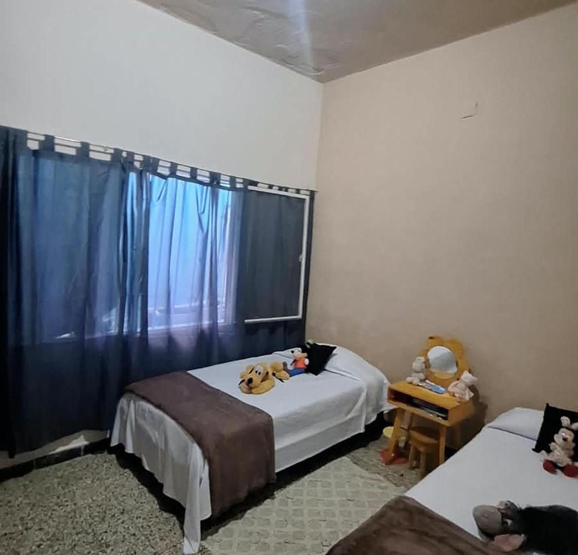 Foto de CASA EN VENTA 2 DORMITORIOS ZONA SUR, imagen 5