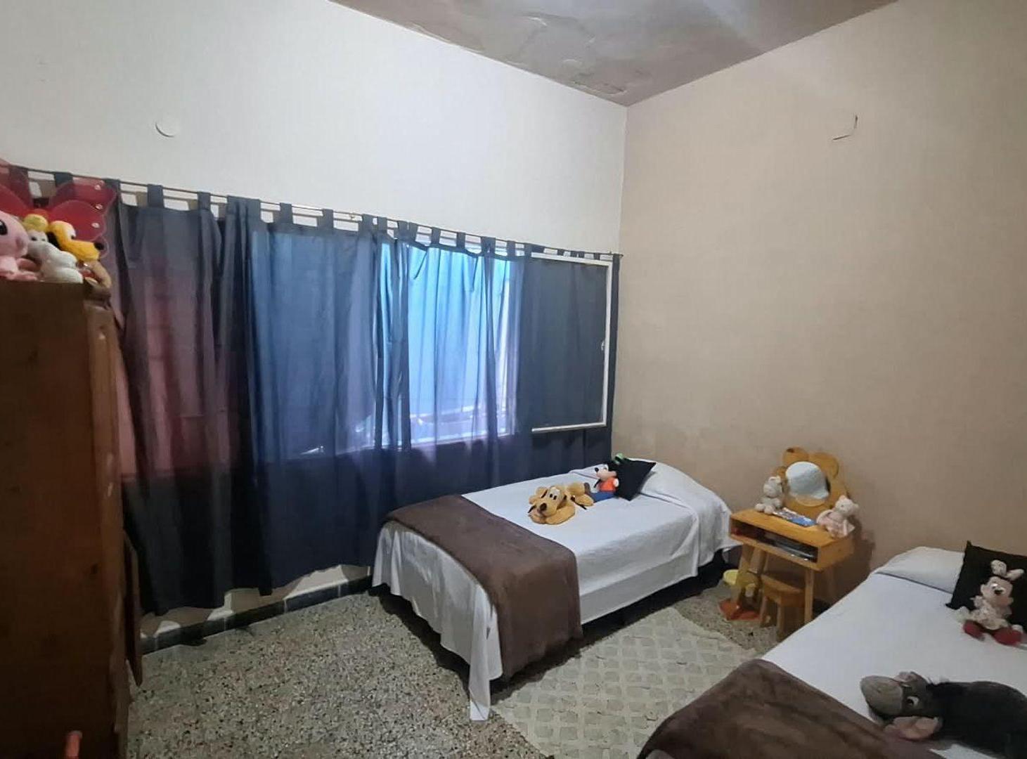 Foto de CASA EN VENTA 2 DORMITORIOS ZONA SUR, imagen 3