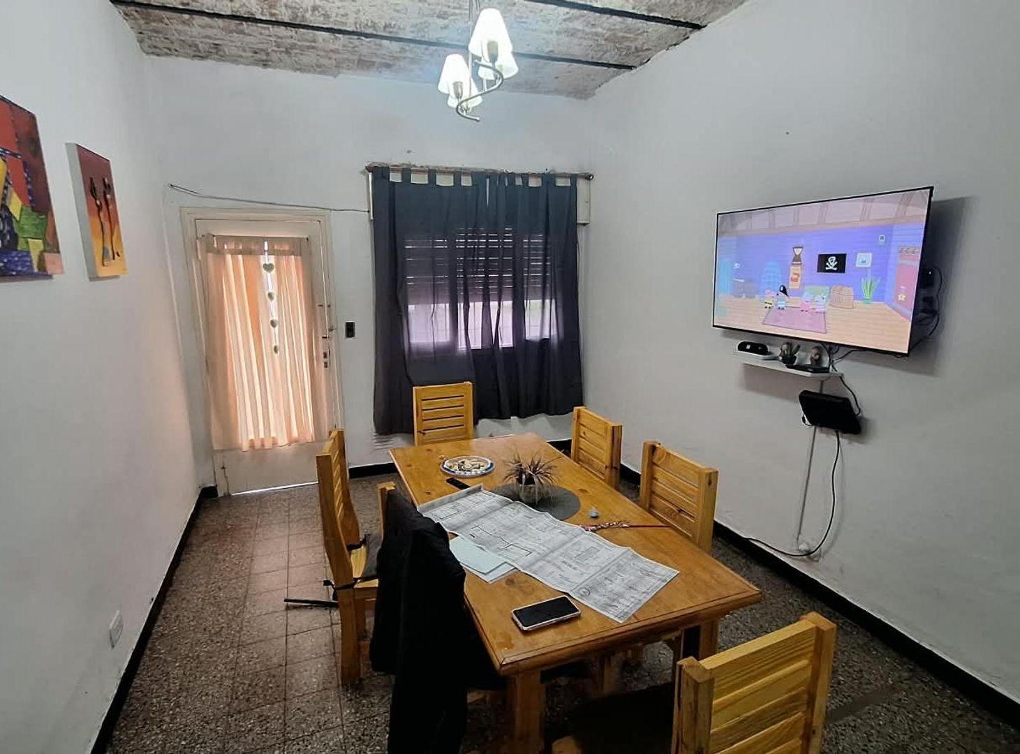 Foto de CASA EN VENTA 2 DORMITORIOS ZONA SUR, imagen 1