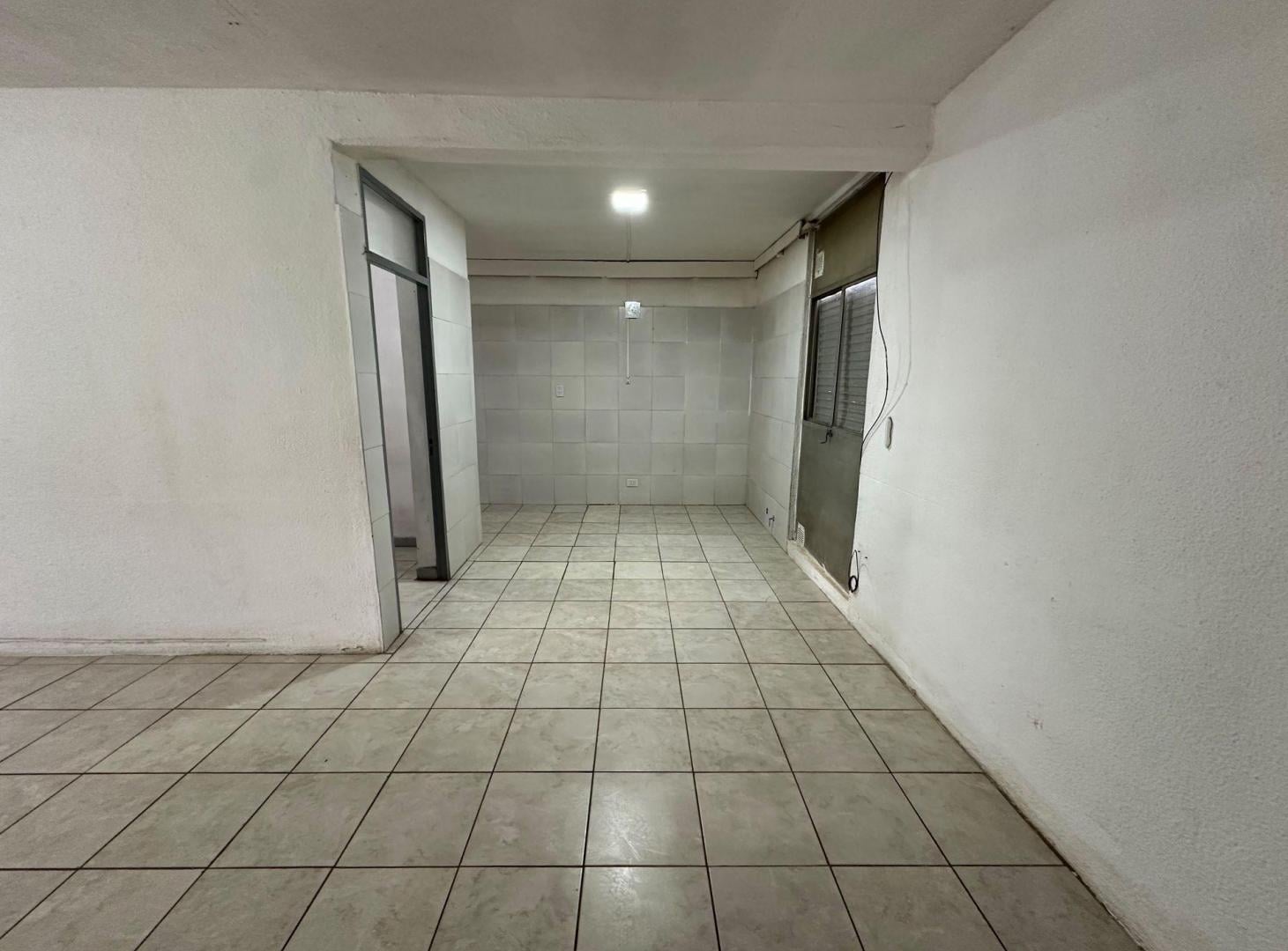Foto de DEPARTAMENTO PB DE 2 DORMITORIOS EN BARRIO RUCCI, imagen 2