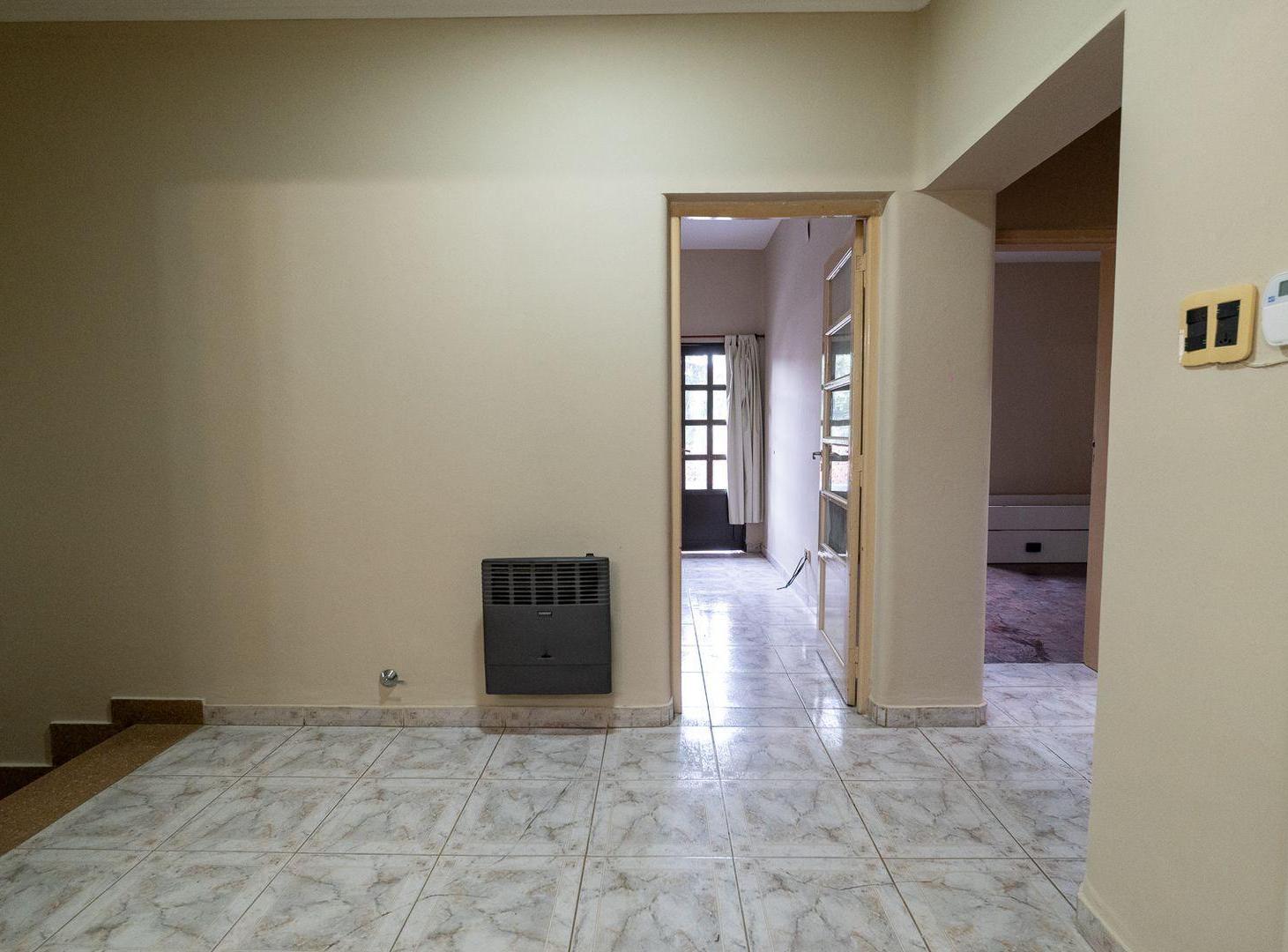 Foto de CASA EN VENTA PLANTA ALTA 2 DORMITORIOS TIRO SUIZO, imagen 5