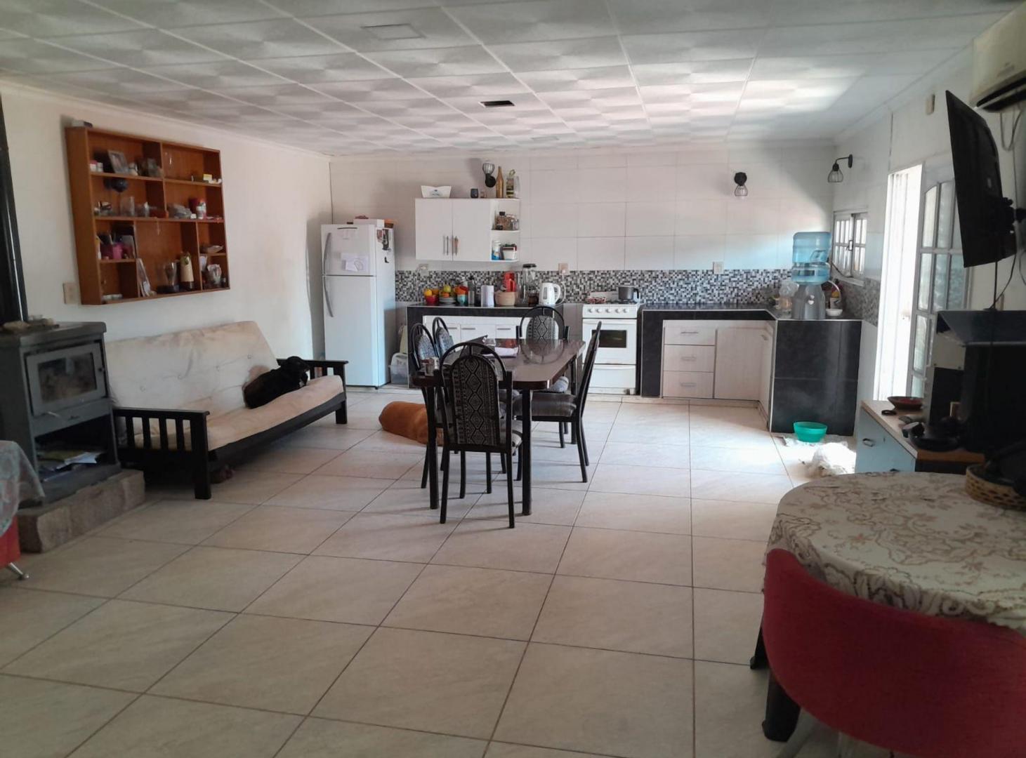 Foto de CASA EN VENTA 3 DORMITORIOS + PILETA ALVEAR, imagen 4