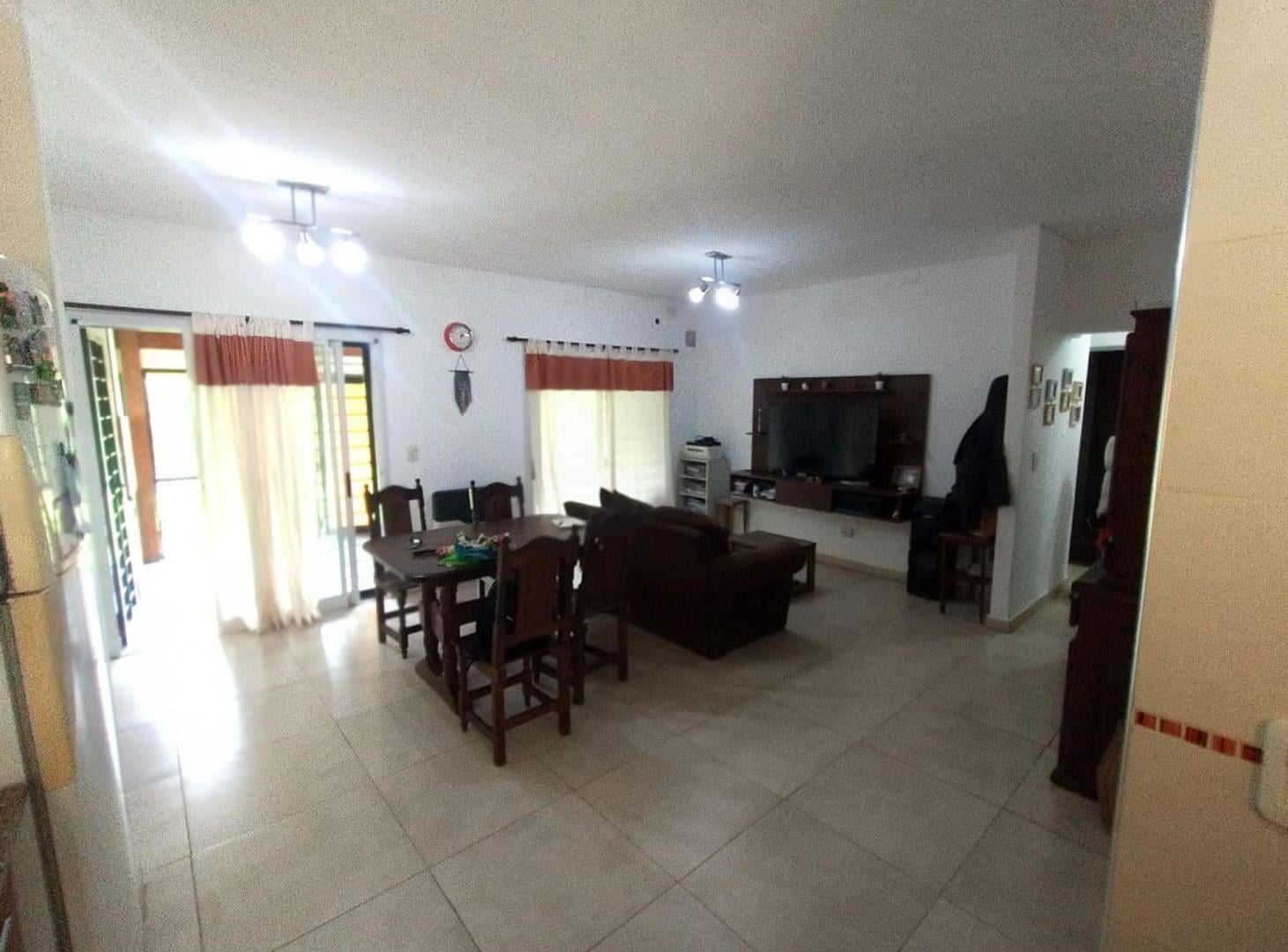 Foto de Venta casa 2 dormitorios Cap. Bermúdez, imagen 3