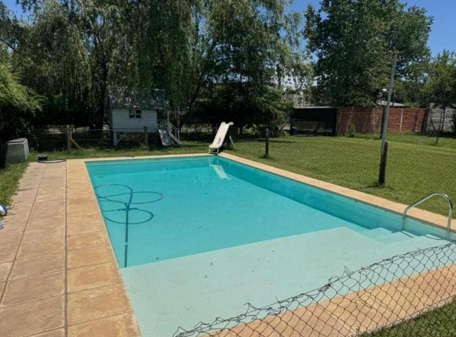 Foto de VENTA CASA FUNES DE 3 DORMITORIOS PARQUE Y PILETA, imagen 3