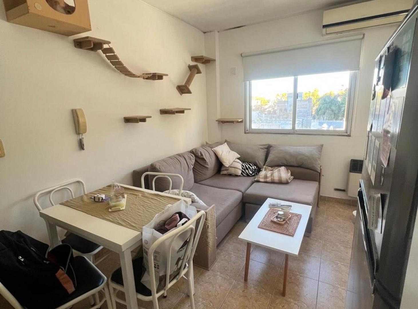 Foto de DEPARTAMENTO EN VENTA 1 DORMITORIO LUIS AGOTE, imagen 1