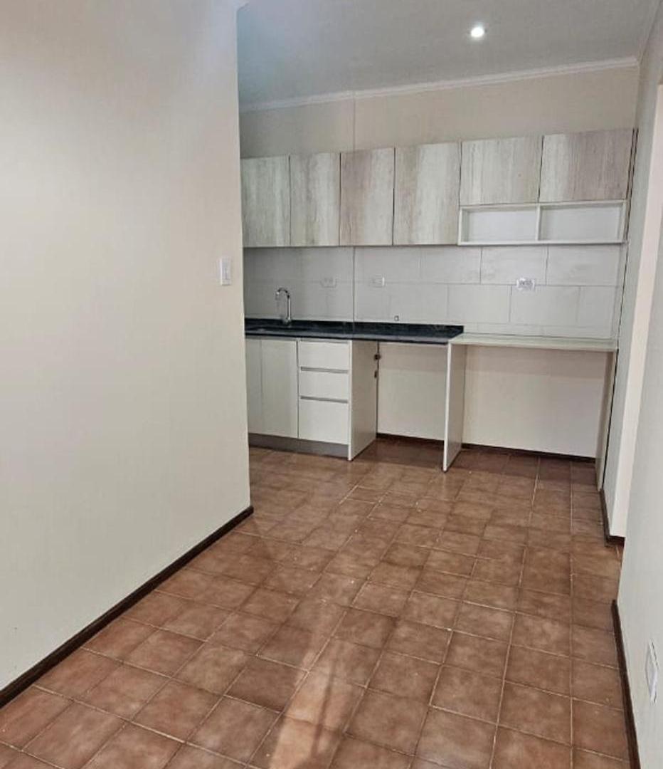 Foto de DEPARTAMENTO DE PASILLO UN DORMITORIO ZONA CENTRO, imagen 4