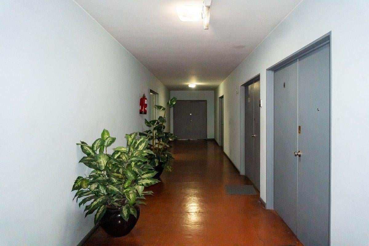 Foto de ALQUILER DE OFICINA CON TESORO EN EL SUBSUELO, imagen 4
