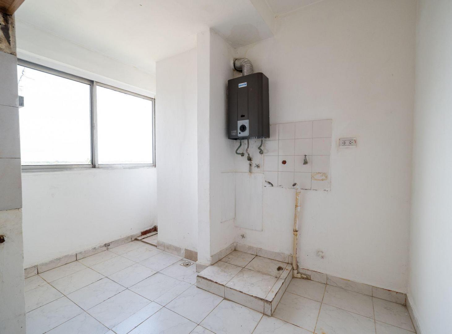 Foto de DEPARTAMENTO VENTA 3 DORMITORIOS COCHERA ZONA SUR, imagen 4
