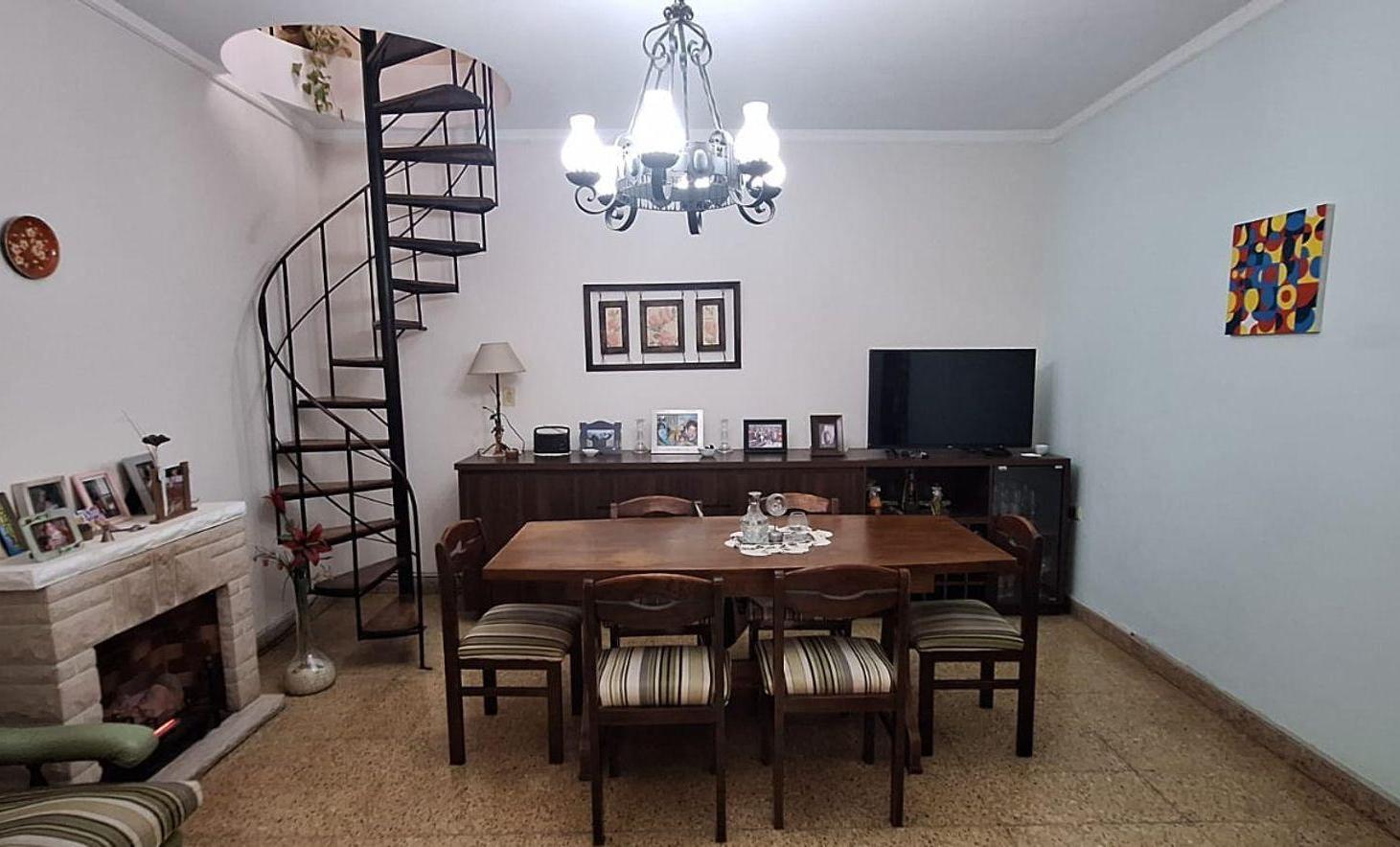 Foto de CASA DE PASILLO EN VENTA 2 DORMI PICHINCHA, imagen 2