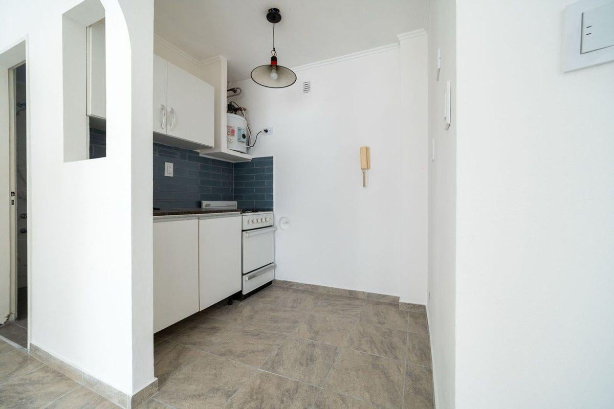 Foto de DEPARTAMENTO EN VENTA 1 DORMITORIO ZONA RIO, imagen 4