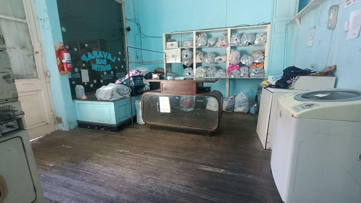 Foto de CASA EN VENTA A RECICLAR + LOCAL - ABASTO, imagen 2