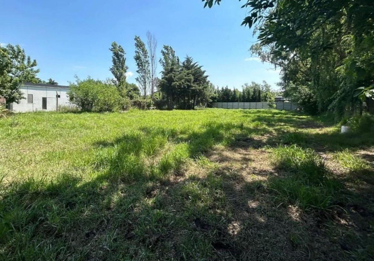 Foto de TERRENO EN VENTA 1200M2 FUNES, imagen 2