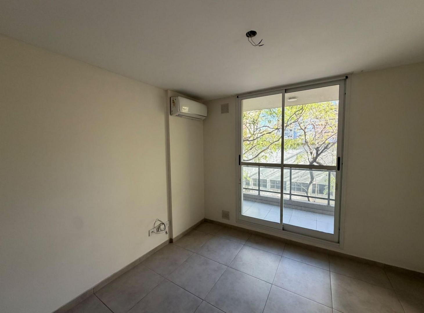 Foto de ALQUILER MONOAMBIENTE ZONA RIO CON PILETA, imagen 2
