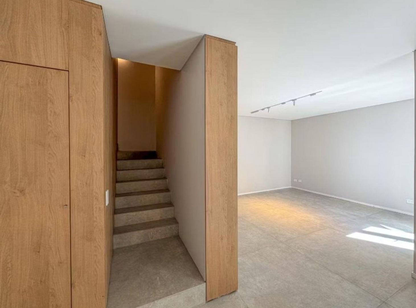 Foto de VENTA CASA DE PASILLO A ESTRENAR 3 DORM. ZONA RIO, imagen 3