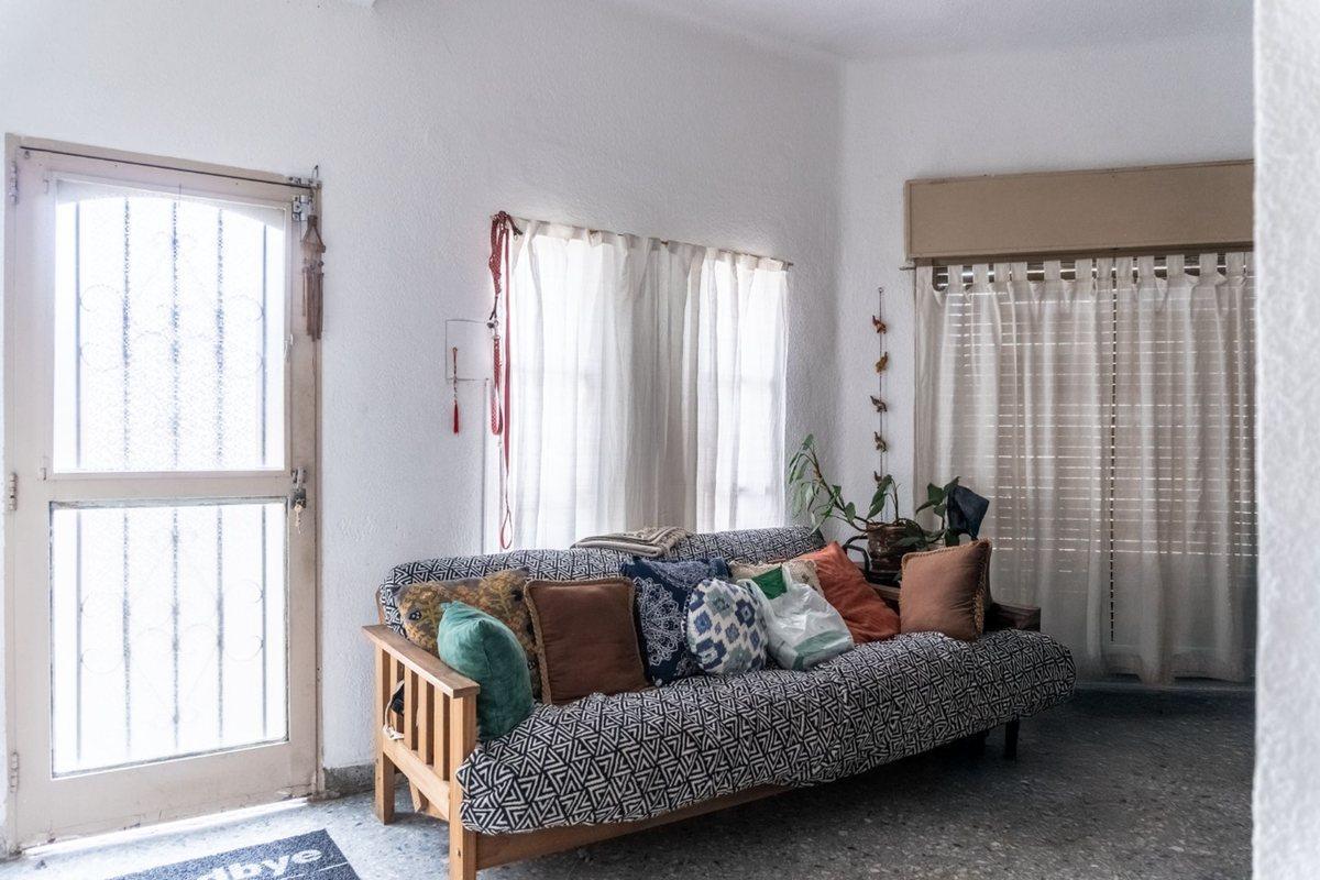 Foto de CASA EN VENTA TRES DORMITORIOS COCHERA Bª PARQUE, imagen 1