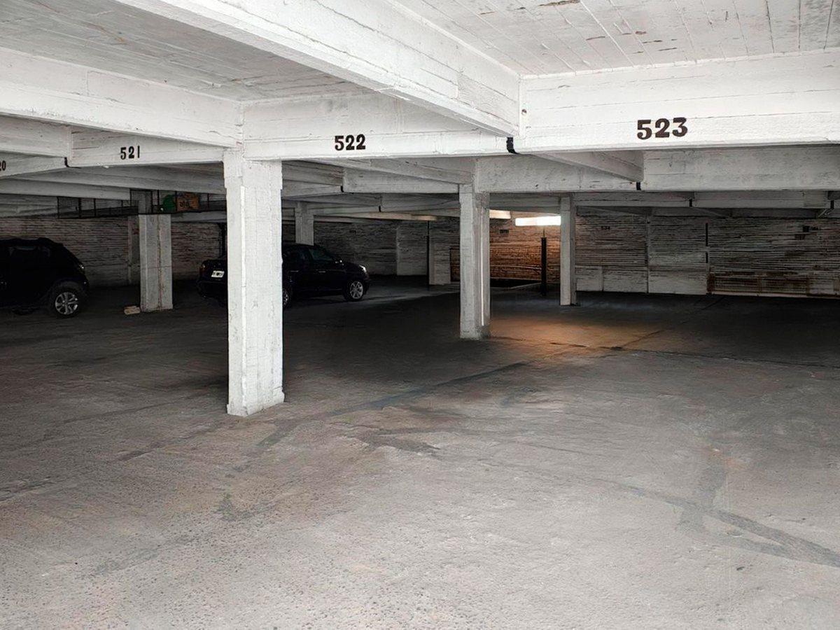 Foto de VENTA DE COCHERA CENTRICA, imagen 1