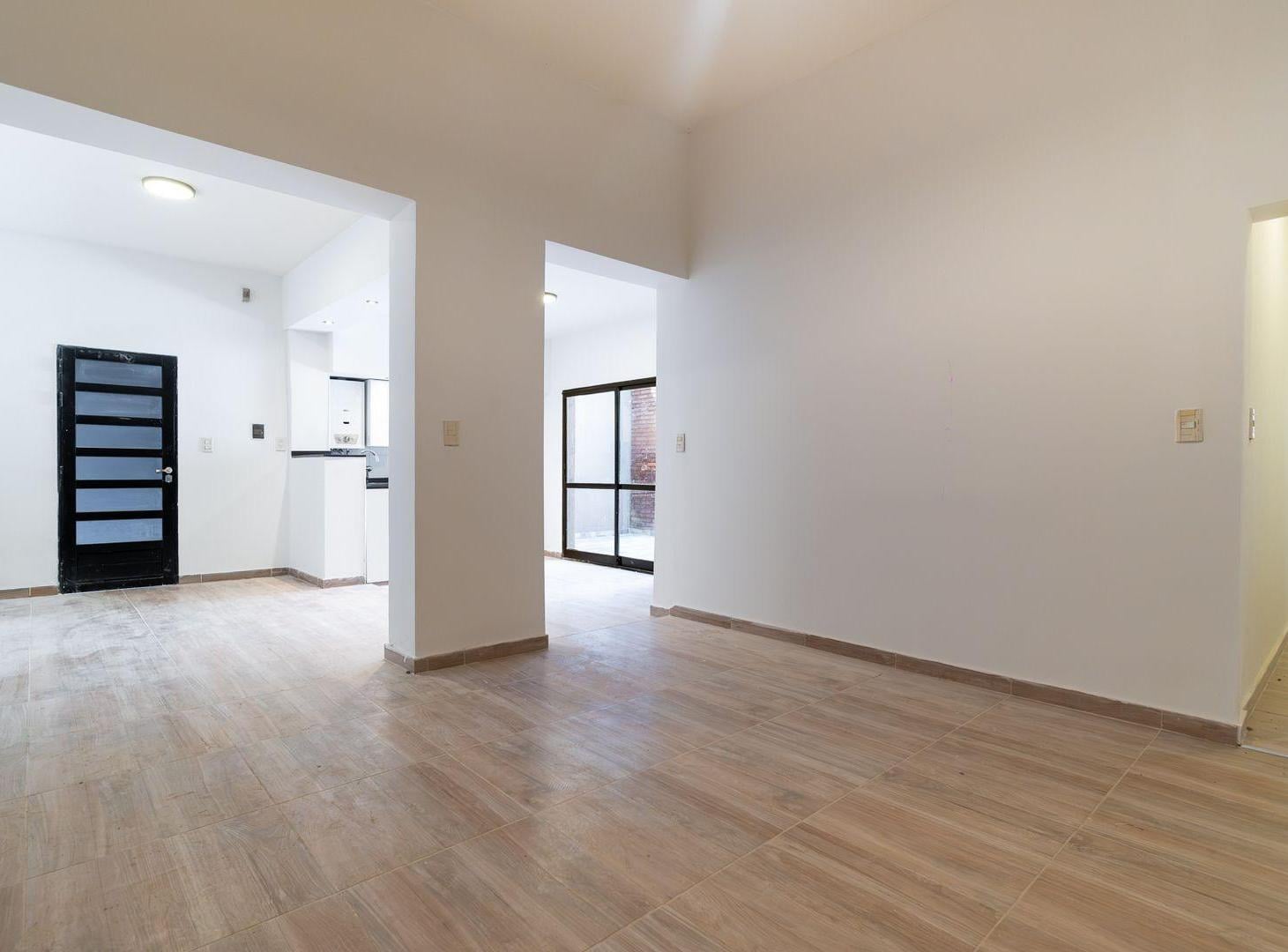 Foto de VENTA PASILLO DOS DORMITORIOS PB. CENTRO ROSARIO, imagen 1