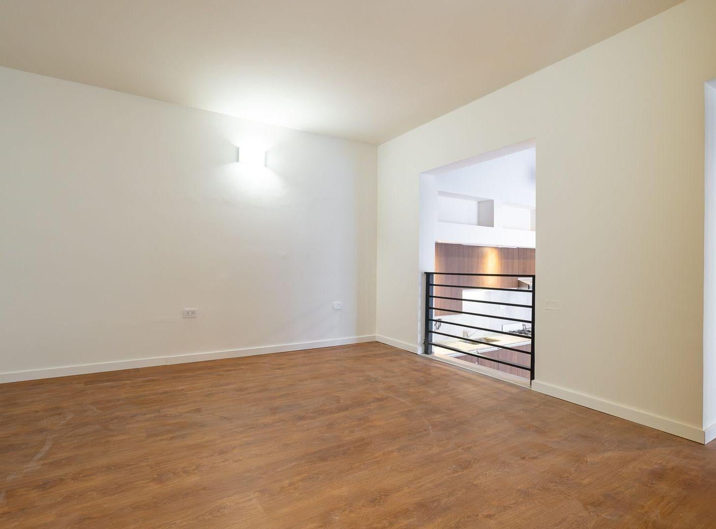 Foto de PH EN VENTA 1 DORMITORIO PLANTA ALTA PATIO CENTRO, imagen 5