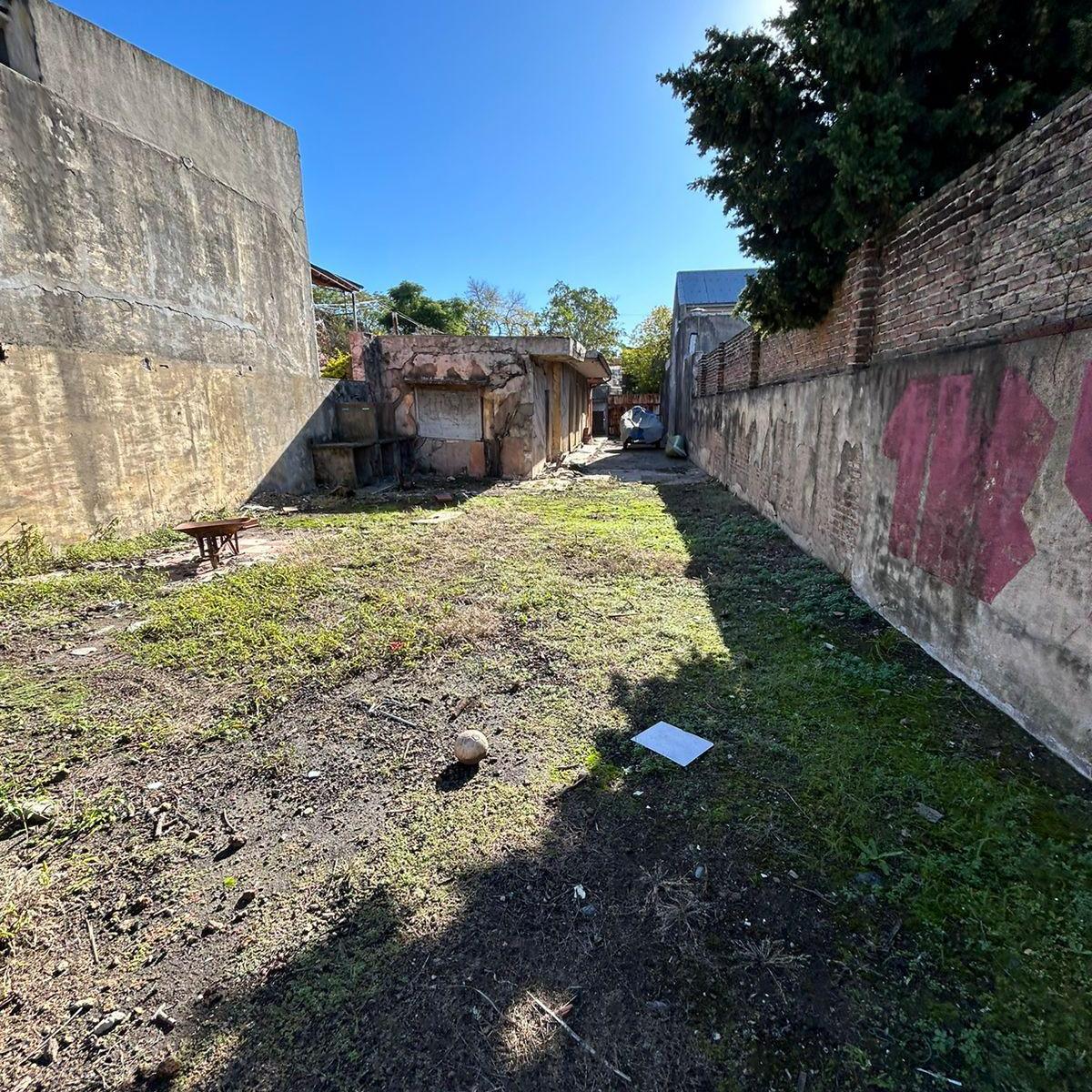 Lote en Venta de 8,66 X 56 - C. A. b. A. - Pompeya 3