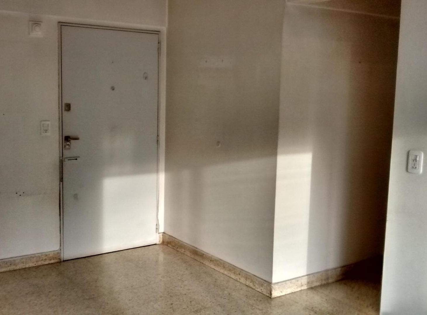 Foto de Departamento 2 Ambientes - Alquiler, imagen 2