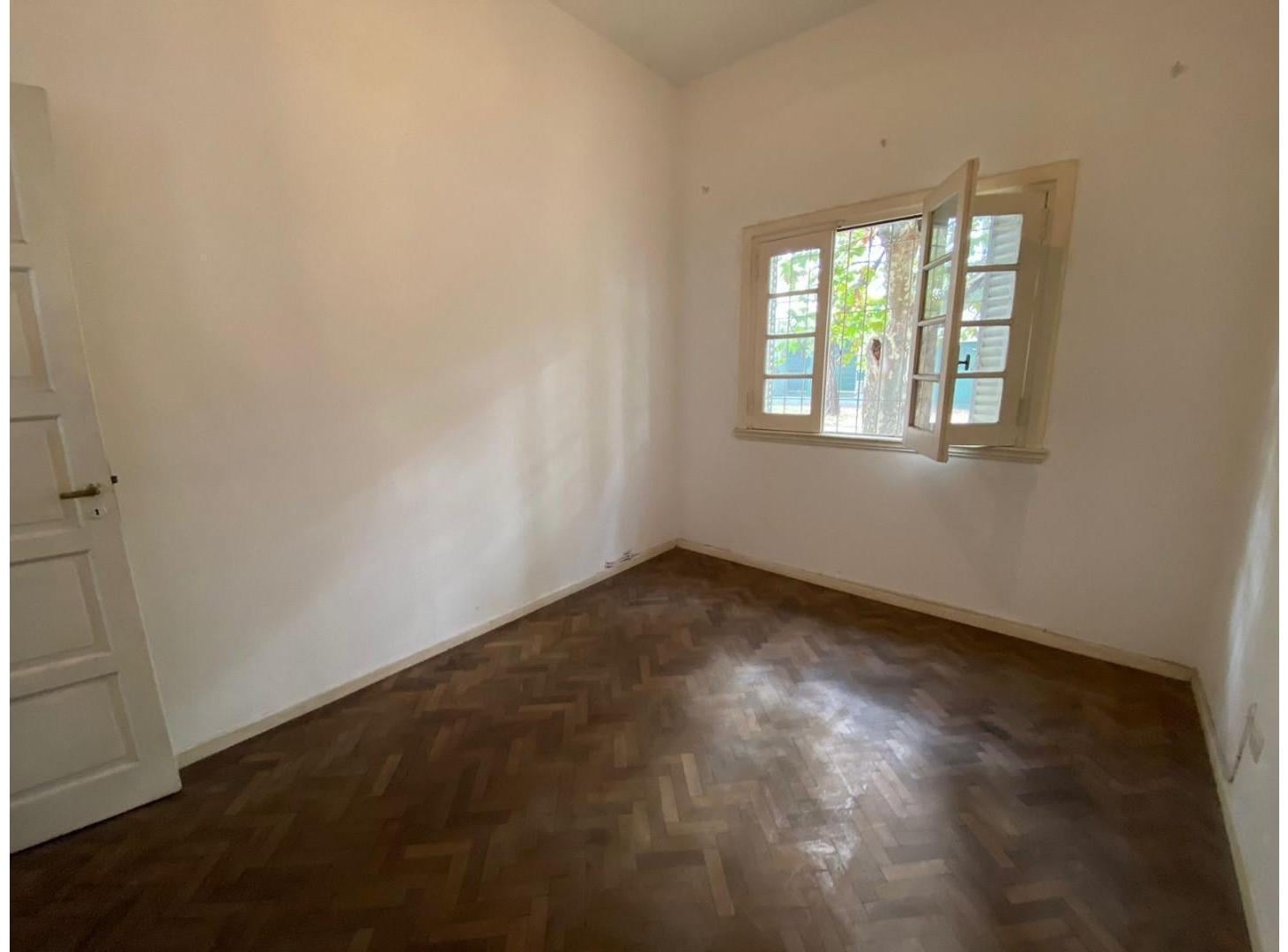 Foto de PH tipo casa 3 Amb. C/cocera, patio y terraza - Temperley, imagen 1