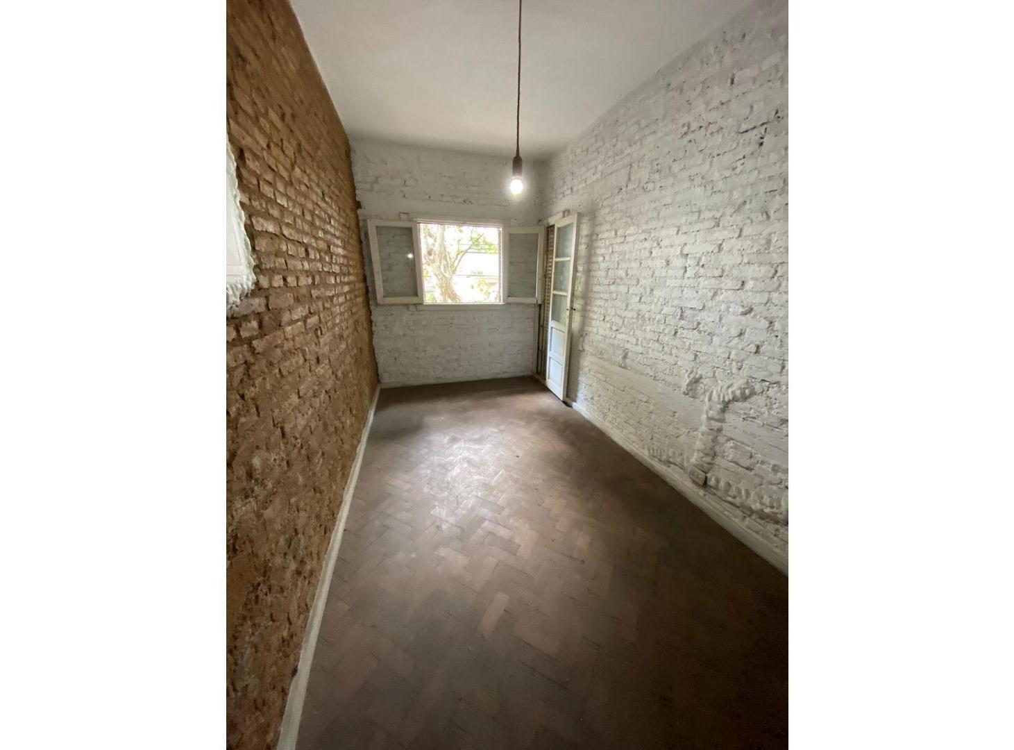 Foto de PH tipo casa 3 Amb. C/cocera, patio y terraza - Temperley, imagen 3