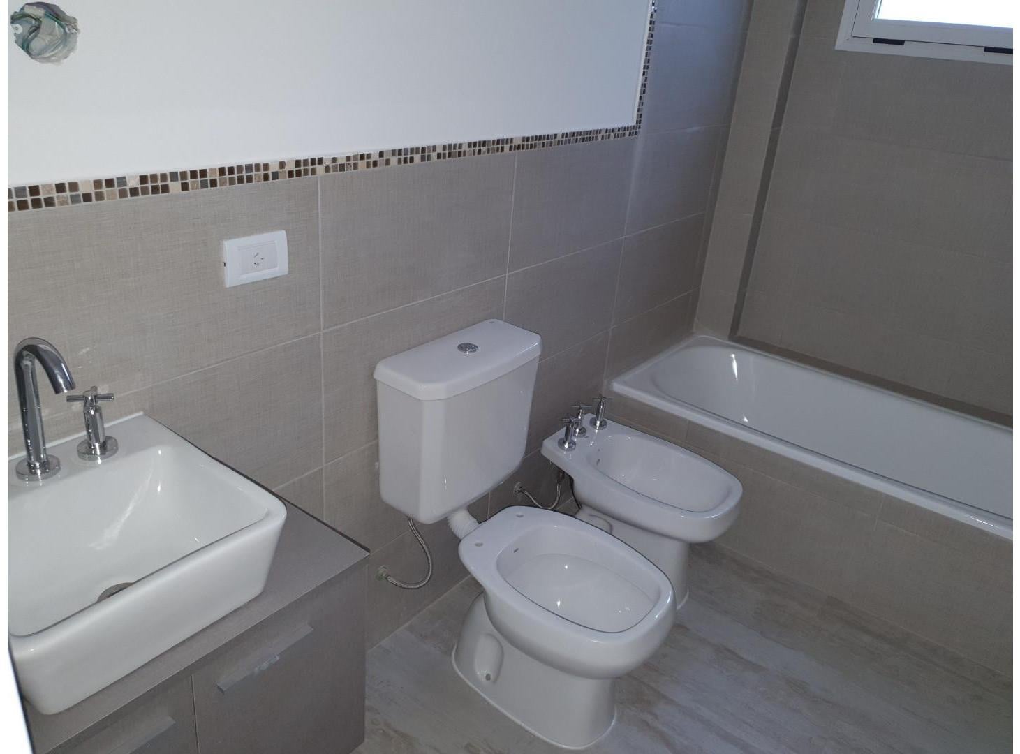 Foto de Departamento 2 ambientes 2 con cocheras - Lanus Oeste., imagen 4