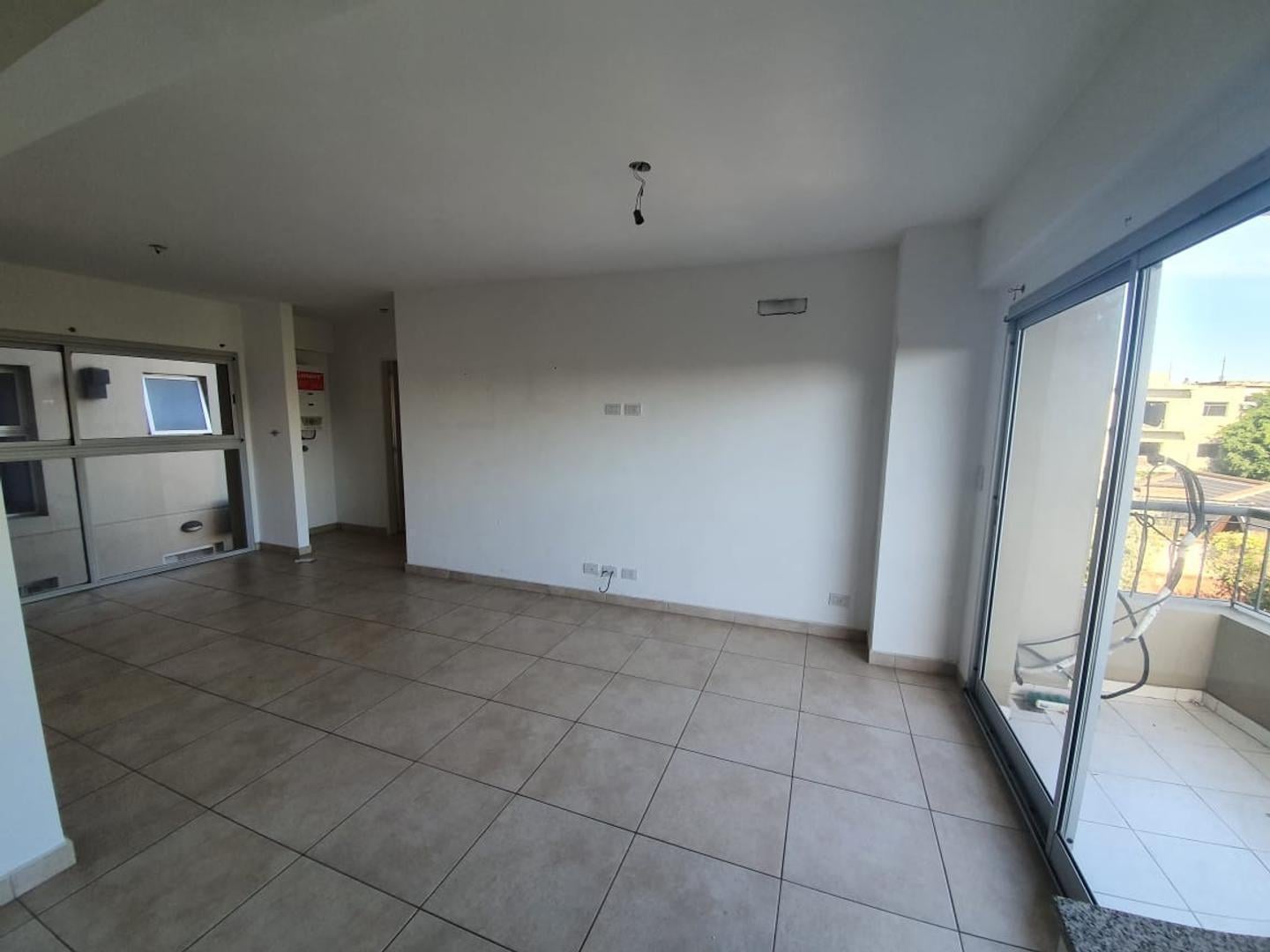 Foto de Departamento 2 Ambientes C/cochera - Valentín Alsina, imagen 5