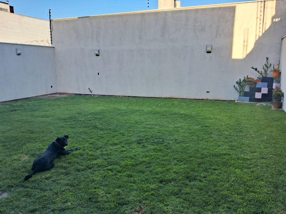 Casa 3 Dor. y Jardin en La Cieneguita, Las Heras 4